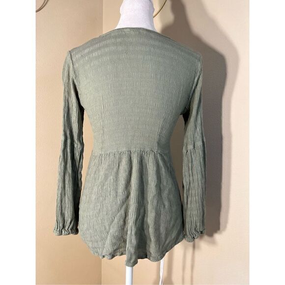 Sim & Sam Green Ruched Fabric Long Sleeve Boho Top Small - Picture 2 of 8